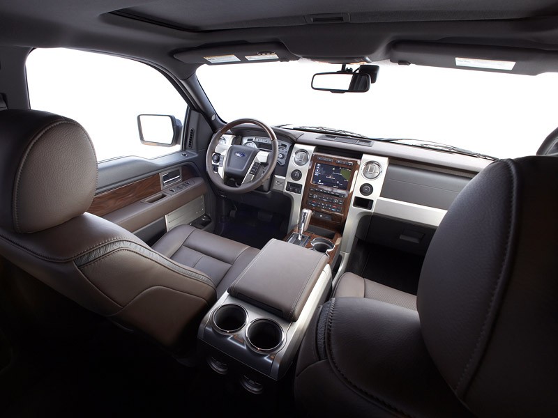 Ford F-150: legendarny pickup z nową twarzą (+ wideo)