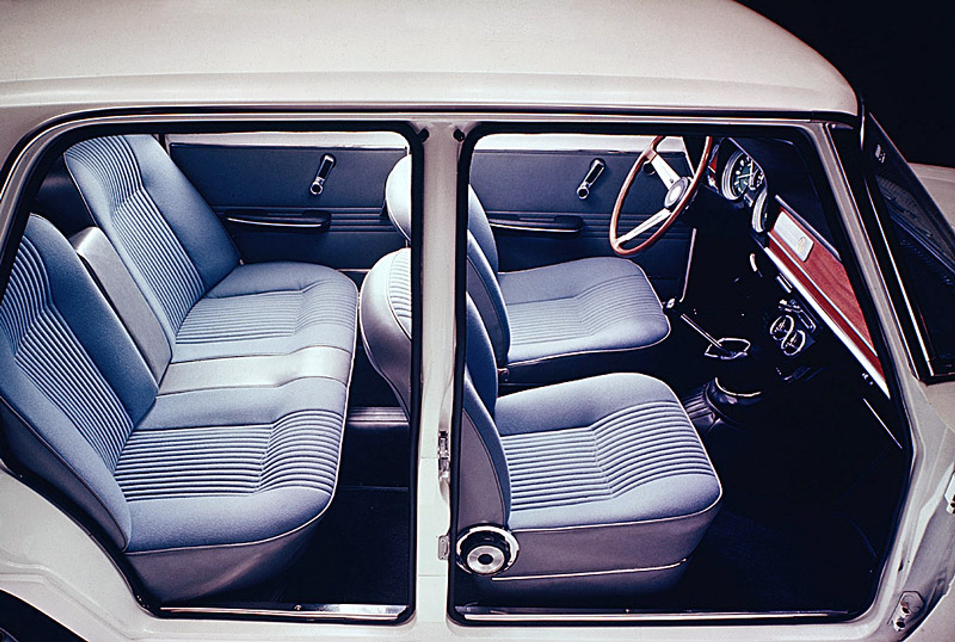 Historia marki Alfa Romeo w fotografii (1950-2000)