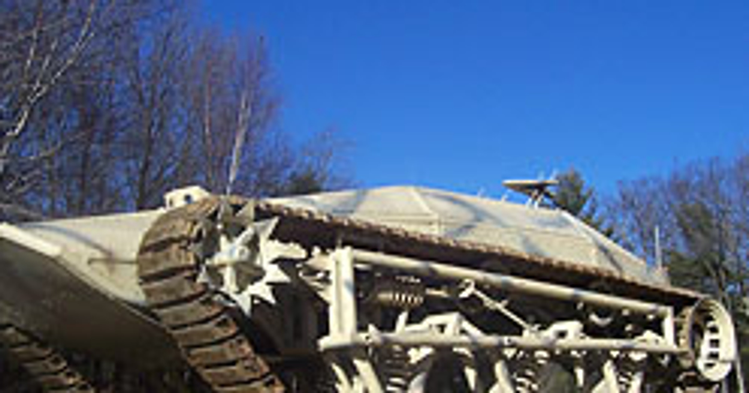 Ripsaw MS1: szybki pojazd terenowy