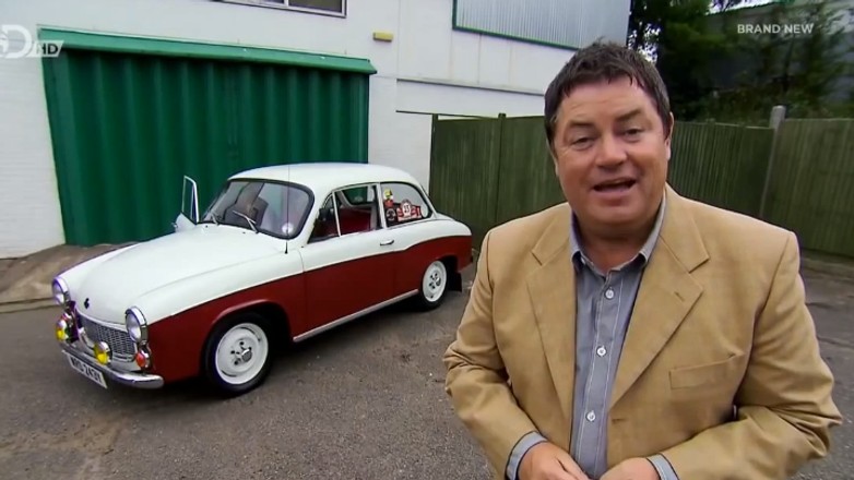 Syrena 105 odnowiona przez "Fanow czterech kółek"