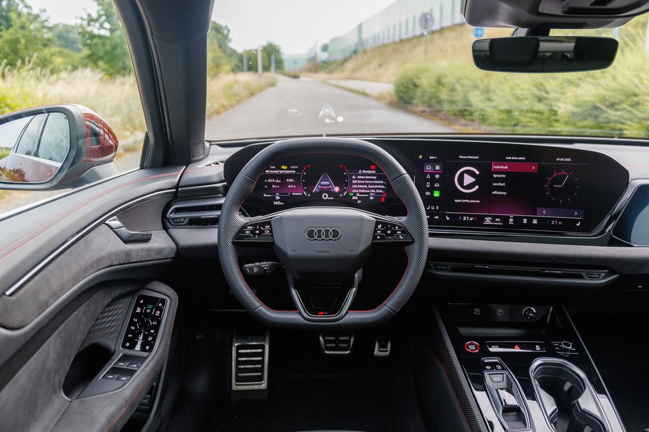 Audi A6 C9