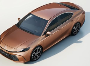 Toyota Camry z nowym napędem hybrydowym. Auto można już zamawiać