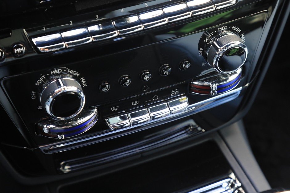 Rolls-Royce Phantom (2022, VIII Series II)