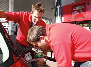 Oto najmniej i najbardziej paliwożerne samochody!
