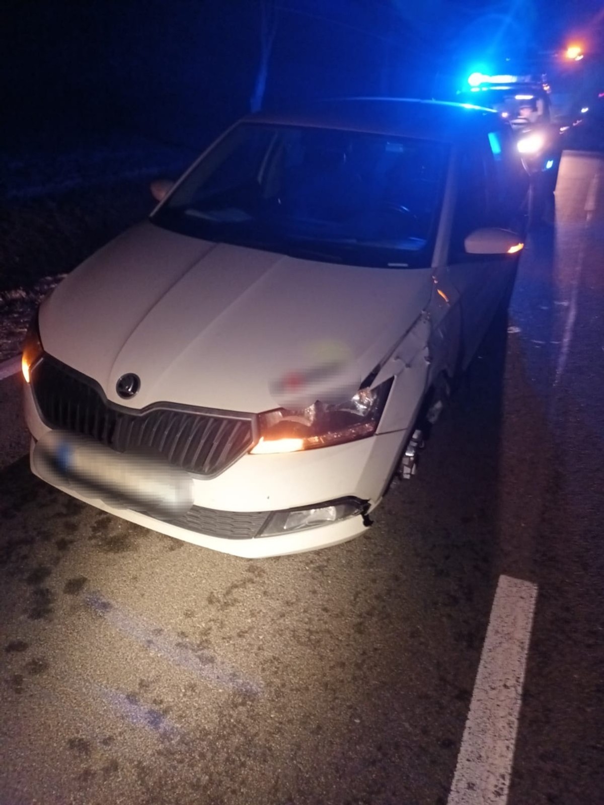 Jechał na samej feldze. Był tak pijany, że nawet nie zauważył