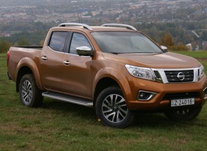 Nissan NP300 Navara - komfortowy wół roboczy (pierwsza jazda)