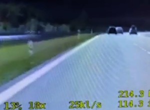 Gnał ponad 200 km/h z rodziną w samochodzie. Policja nie dała zwieść się tłumaczeniem