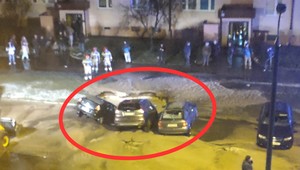 Zdumiewająca awaria w Bydgoszczy. Wielka dziura "zjadła" samochody [WIDEO]