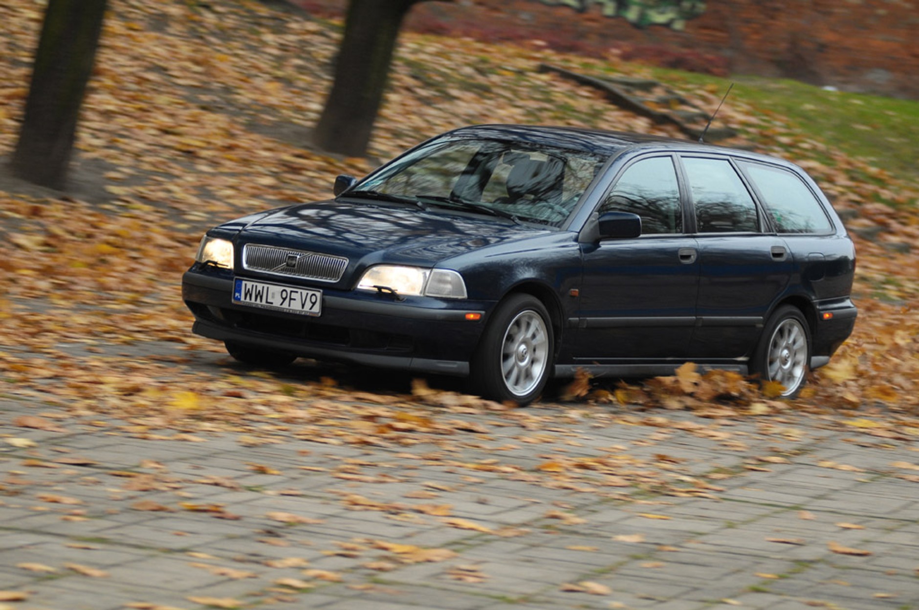 Najlepsze samochody klasy średniej które kupisz za 10 tys. zł