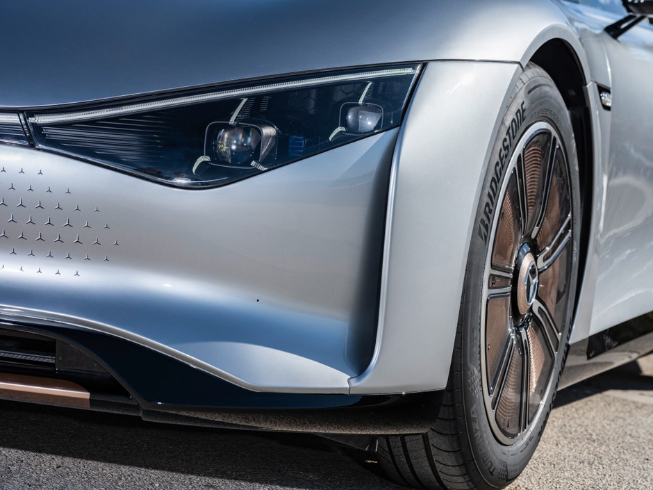 Mercedes EQXX