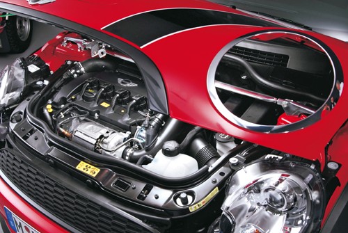 Mini John Cooper works - Auto dla latającego fina
