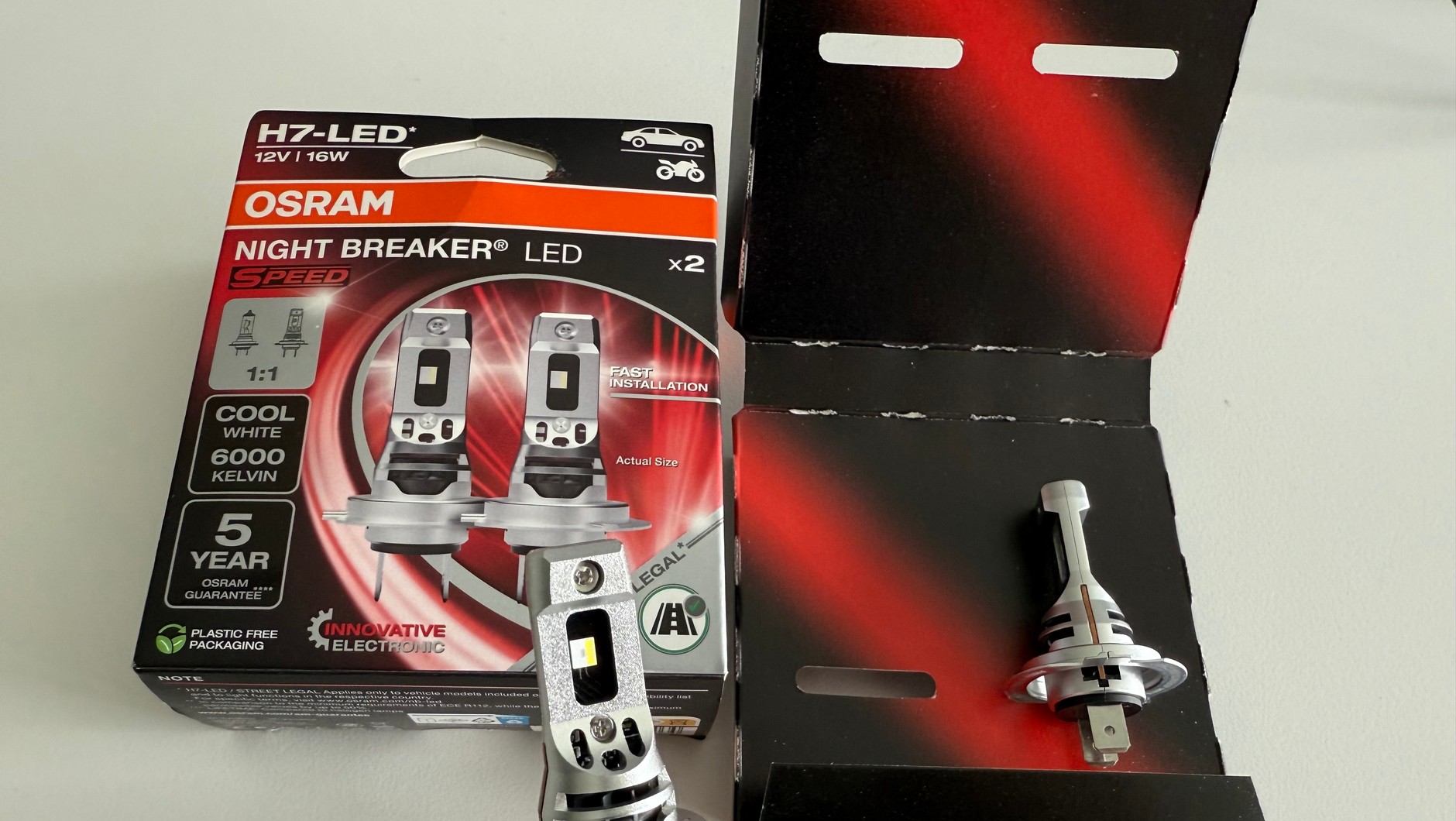 Night Breaker Speed H7 mają wielkość i kształt zbliżony do parametrów zwykłej żarówki