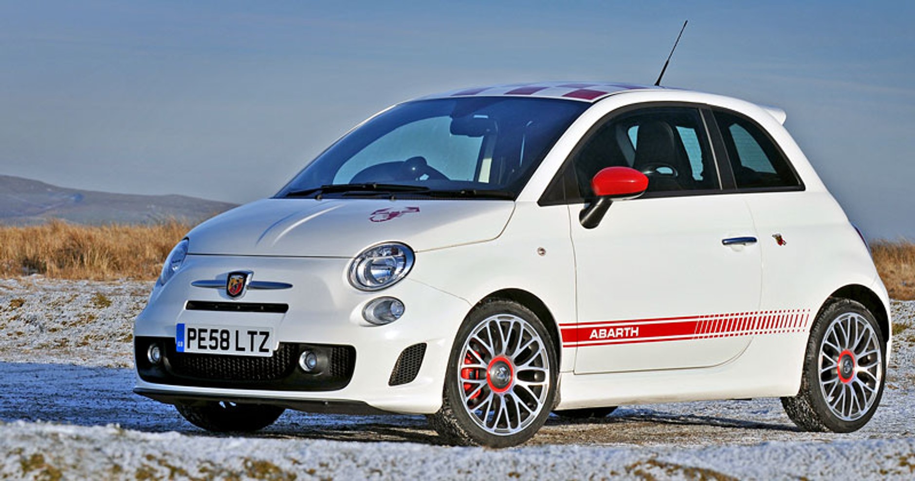 Abarth 500: rozpoczęto sprzedaż na rynkach zachodnich