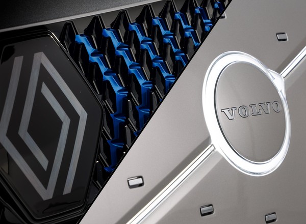 Wielki powrót współpracy dwóch gigantów. Co stworzą razem Renault i Volvo?