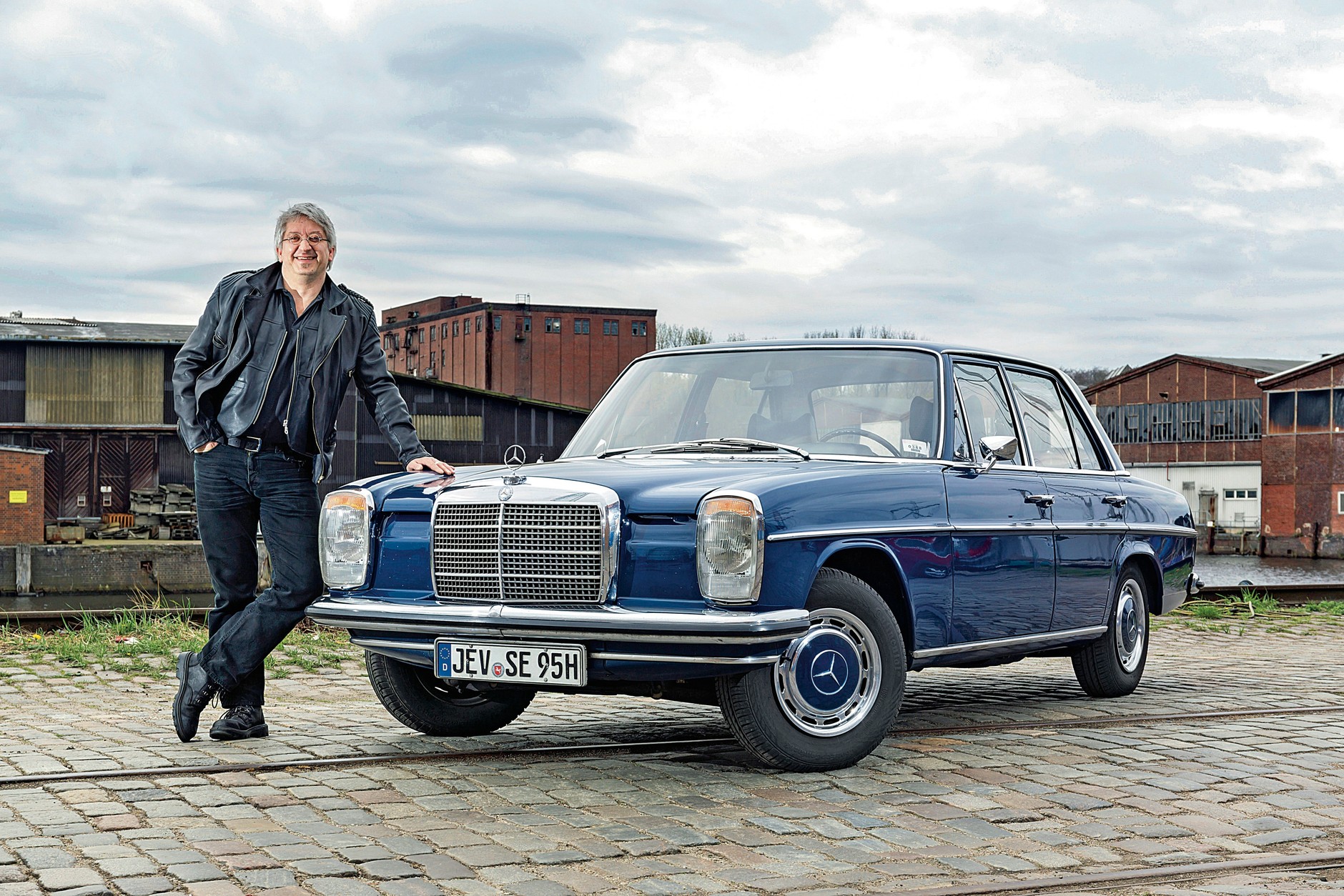 Mercedes-Benz W115 200 D