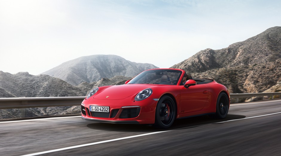 Porsche 911 Carrera GTS