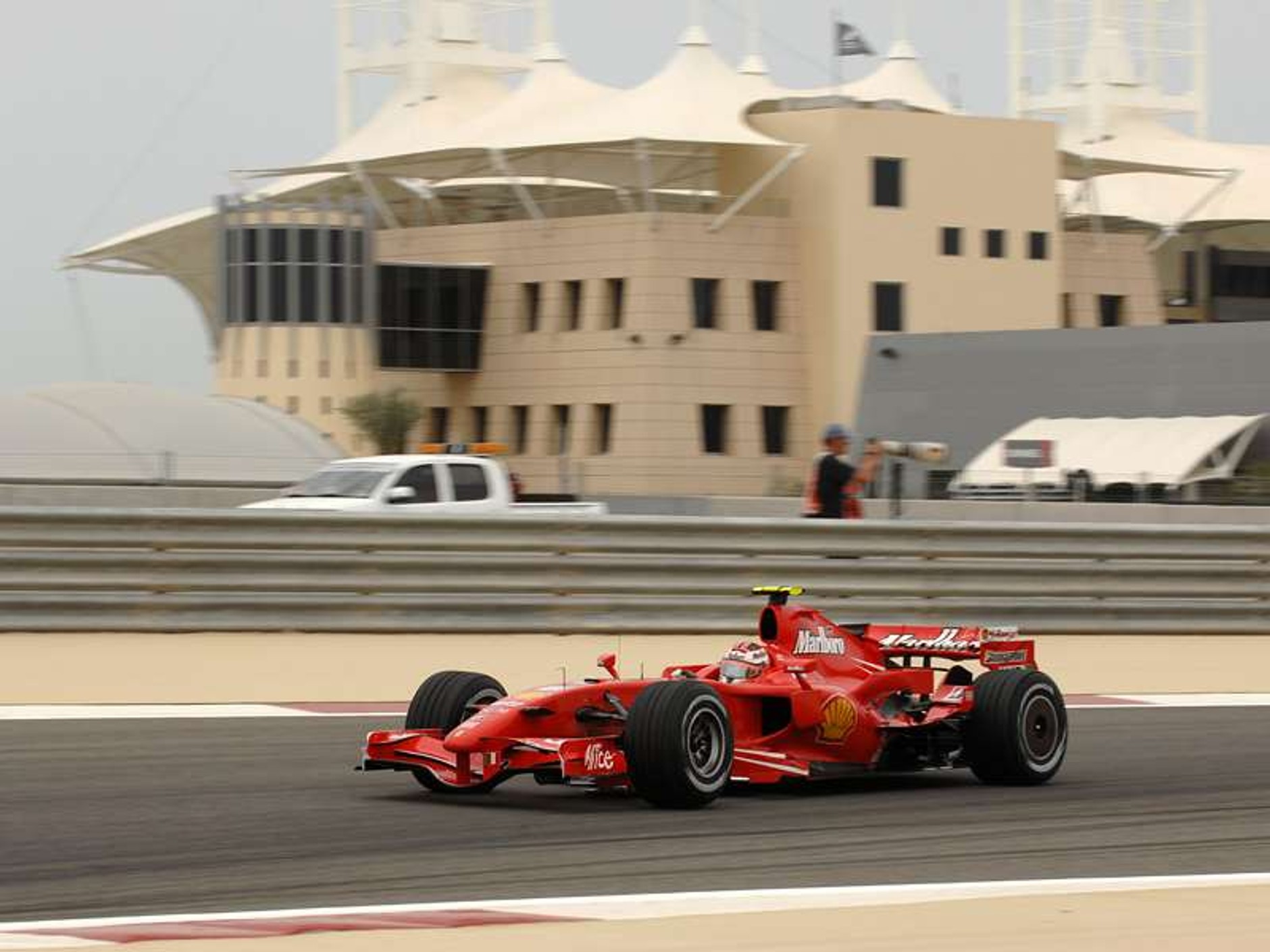 Fotogaleria z Grand Prix Bahrajnu 2007 - 1. część