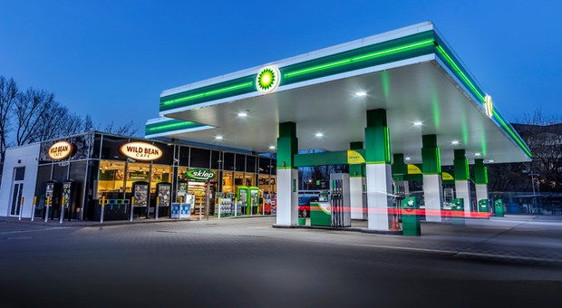 BP odpowiada na ruch Orlenu i przedłuża promocję na zakup paliw. Wiemy, na jak długo
