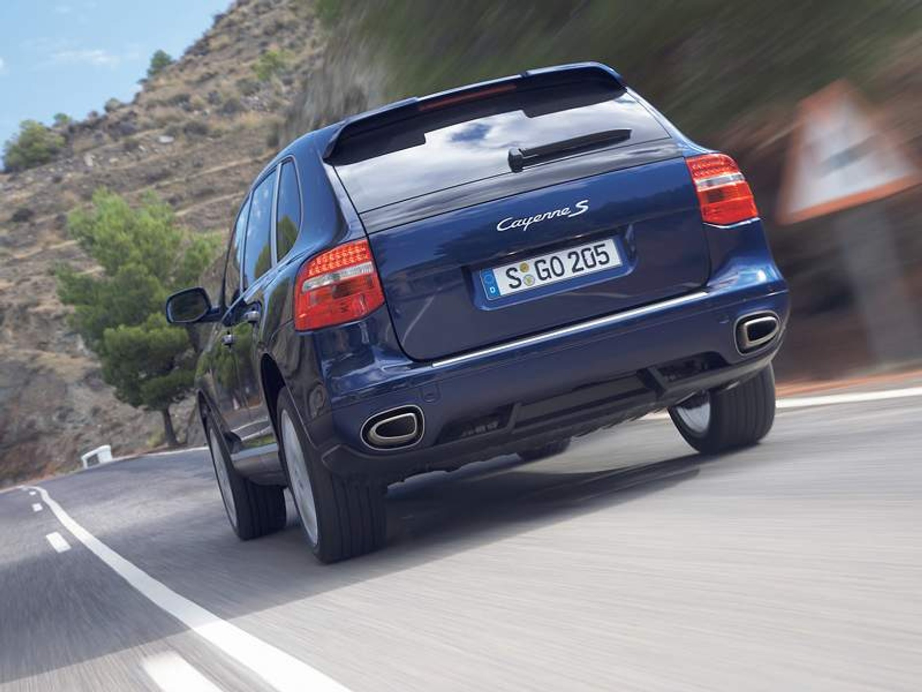 Porsche Hybrid: silnik elektryczny i 6-cylindrowiec 3,6 FSI