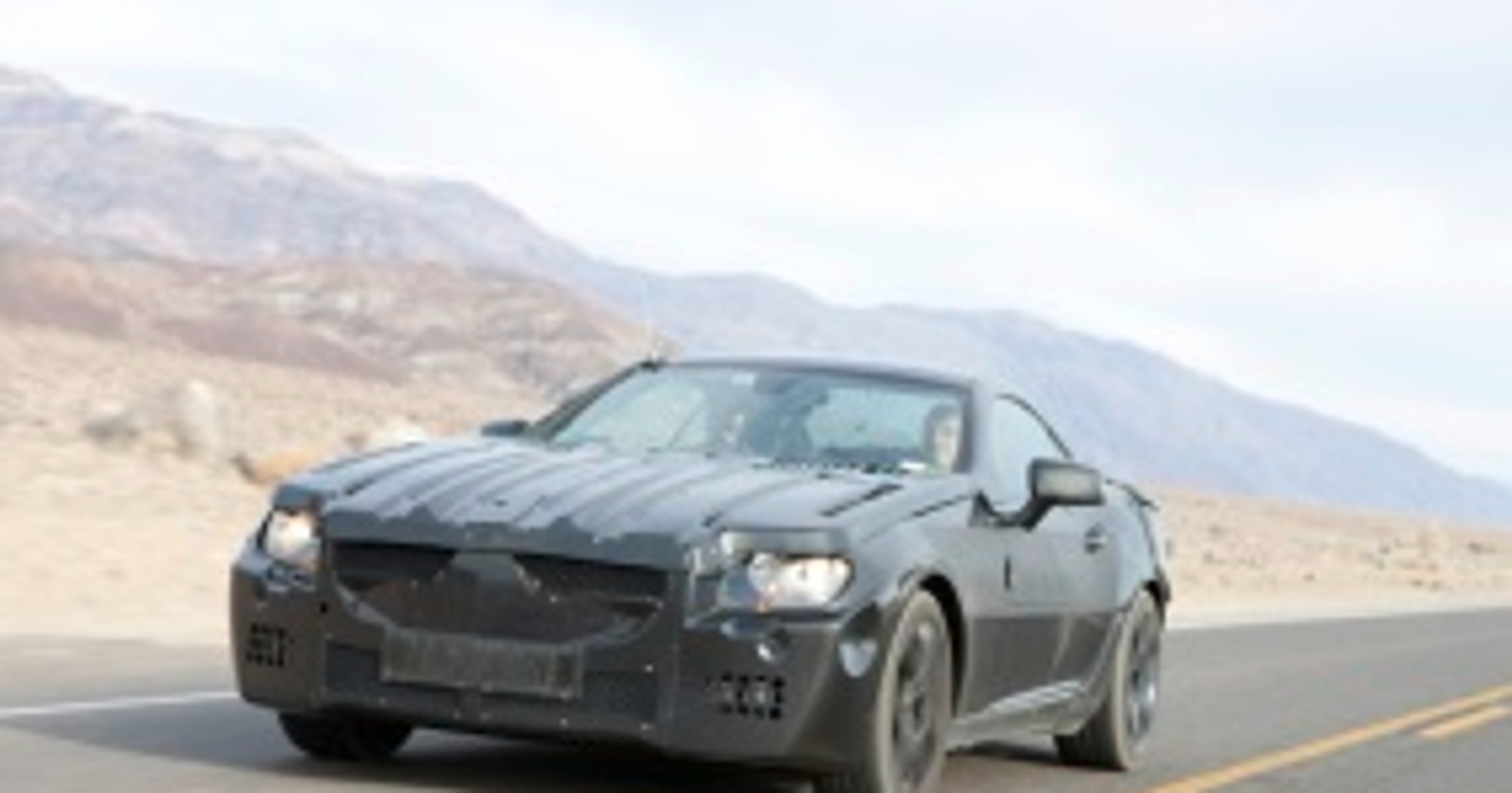 Mercedes SLK z magicznym dachem
