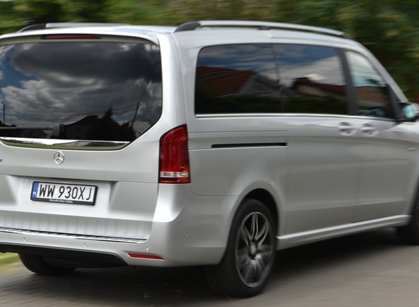 Mercedes V 250d – bardzo drogi busik | TEST