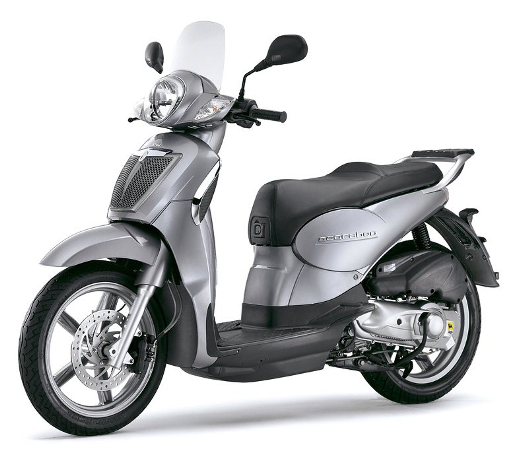 Aprilia Scarabeo 125/200 – w miasto na żuczku
