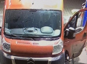 Zatankowali kilkaset litrów paliwa. Mimo to daleko nie ujechali