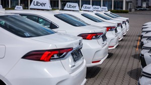 Toyota zdominowała ten segment w Polsce. Samochody w zasadzie nie stygną