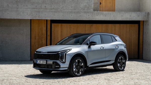 Nowa Kia Sportage ma polskie ceny. Będzie silnik benzynowy 1.6 T-GDI oraz dwie hybrydy
