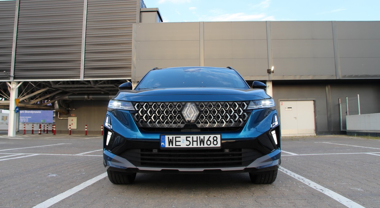 Hybrydowy Austral pokazuje, że Renault podjęło kilka dobrych decyzji. Mnie zadziwił