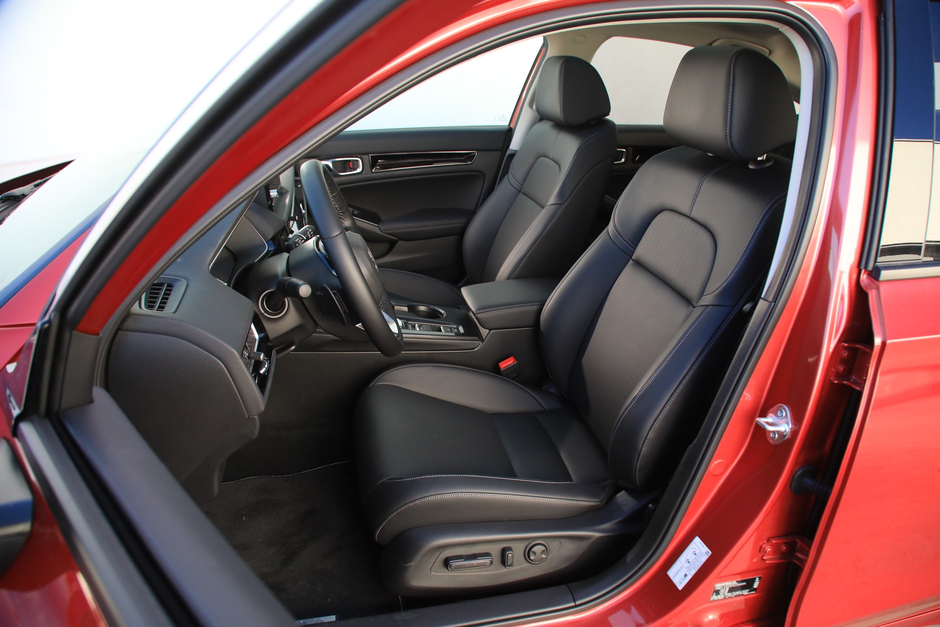 Honda Civic e: HEV 2022 11 generacja