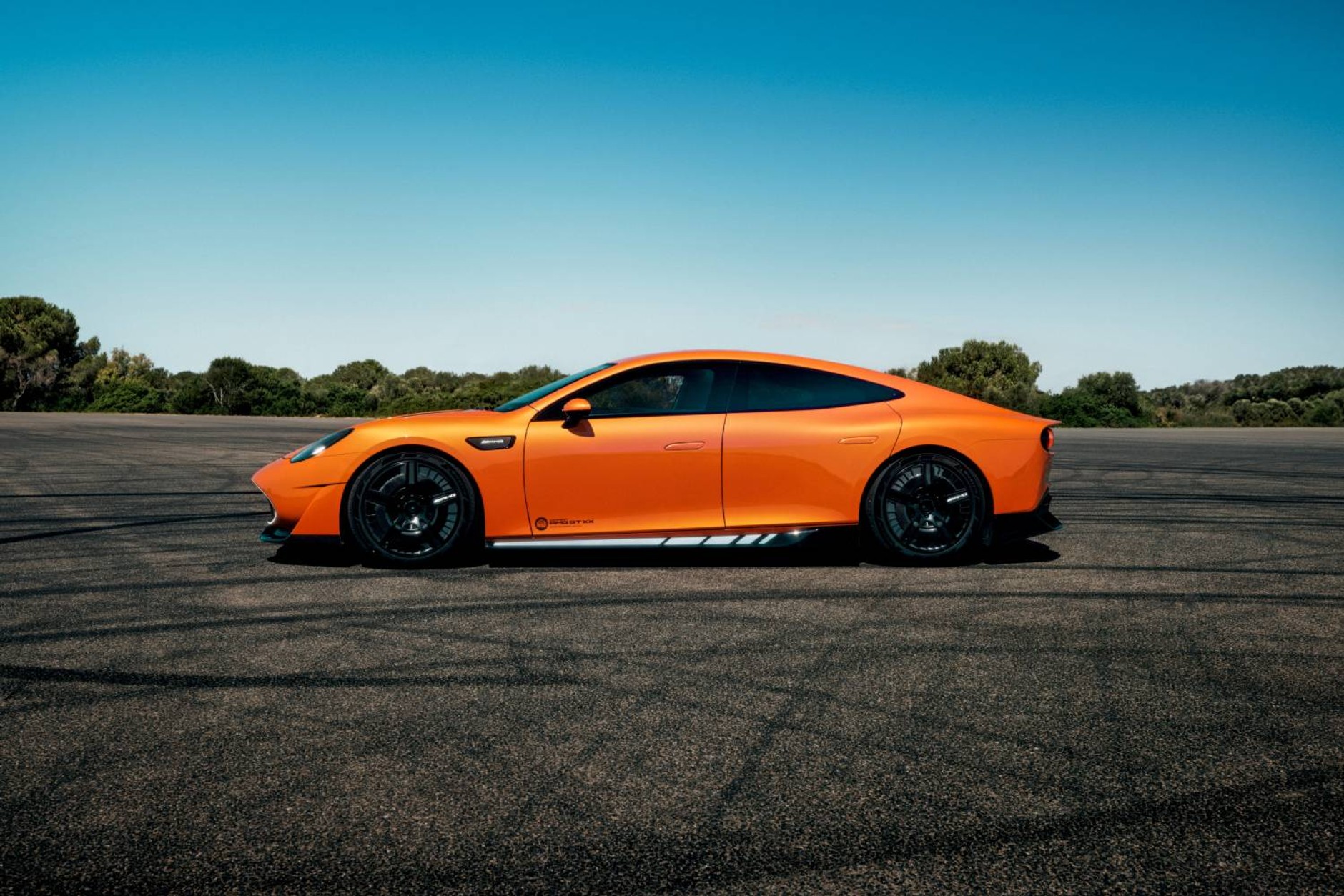 CONCEPT AMG GT XX na torze Nardo