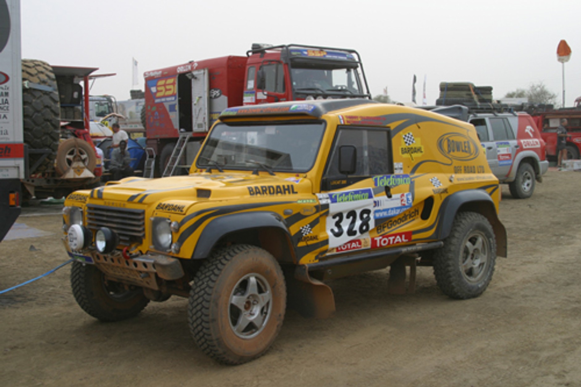 60. rocznica rozpoczęcia produkcji Land Roverów