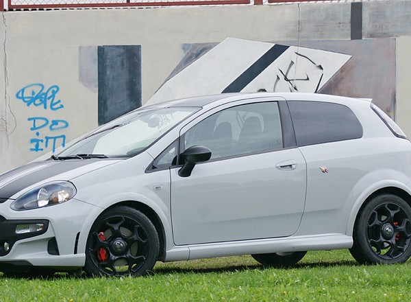 Testy aut nowych: Abarth Punto Supersport