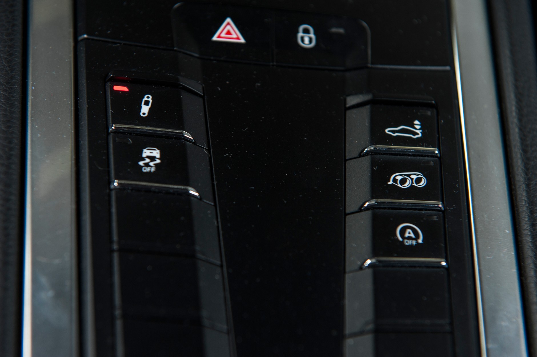 Jaguar F-Type i Porsche 718 Cayman