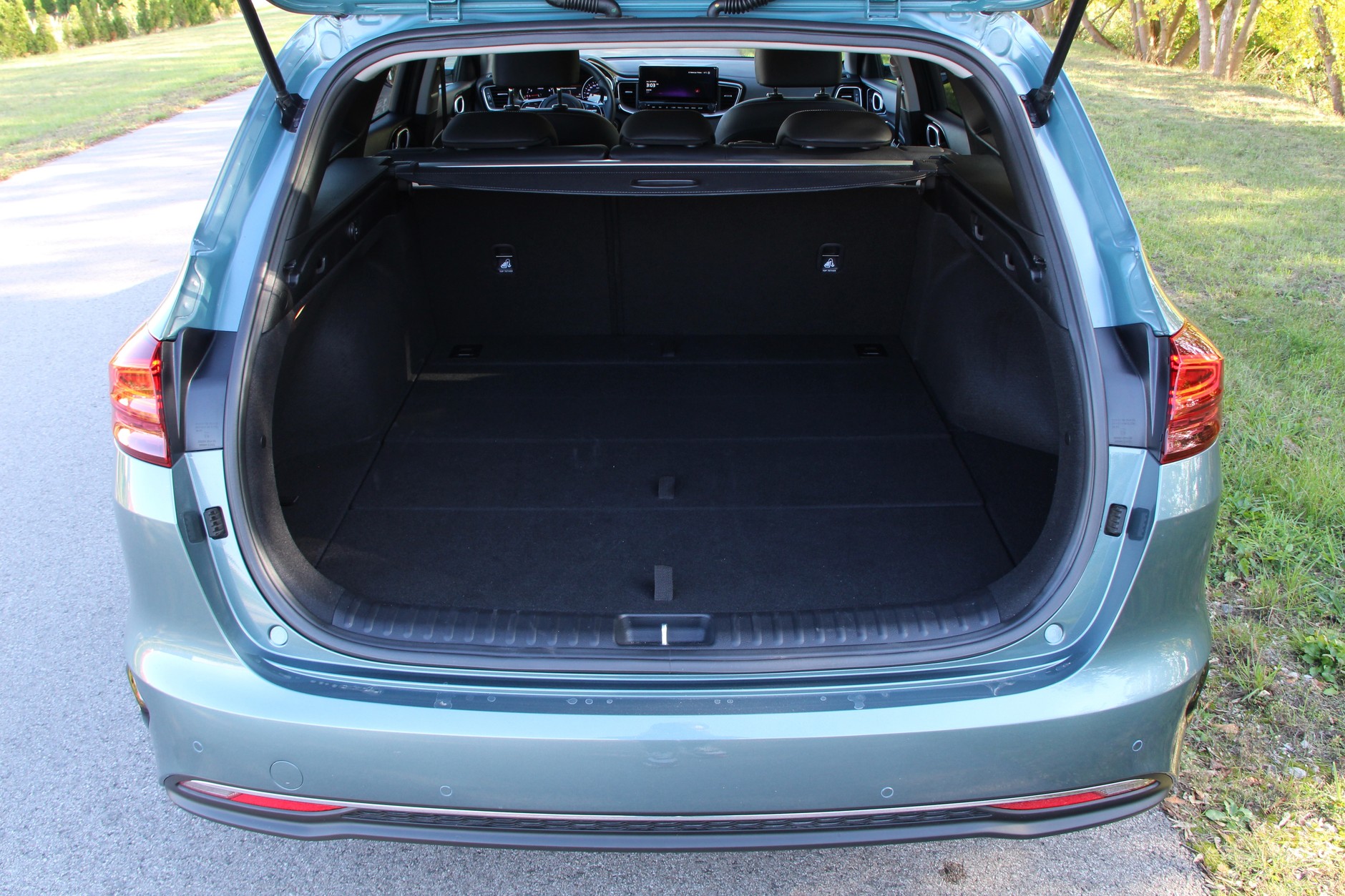 Kia Ceed kombi 1.5 T-GDI DCT Tribute