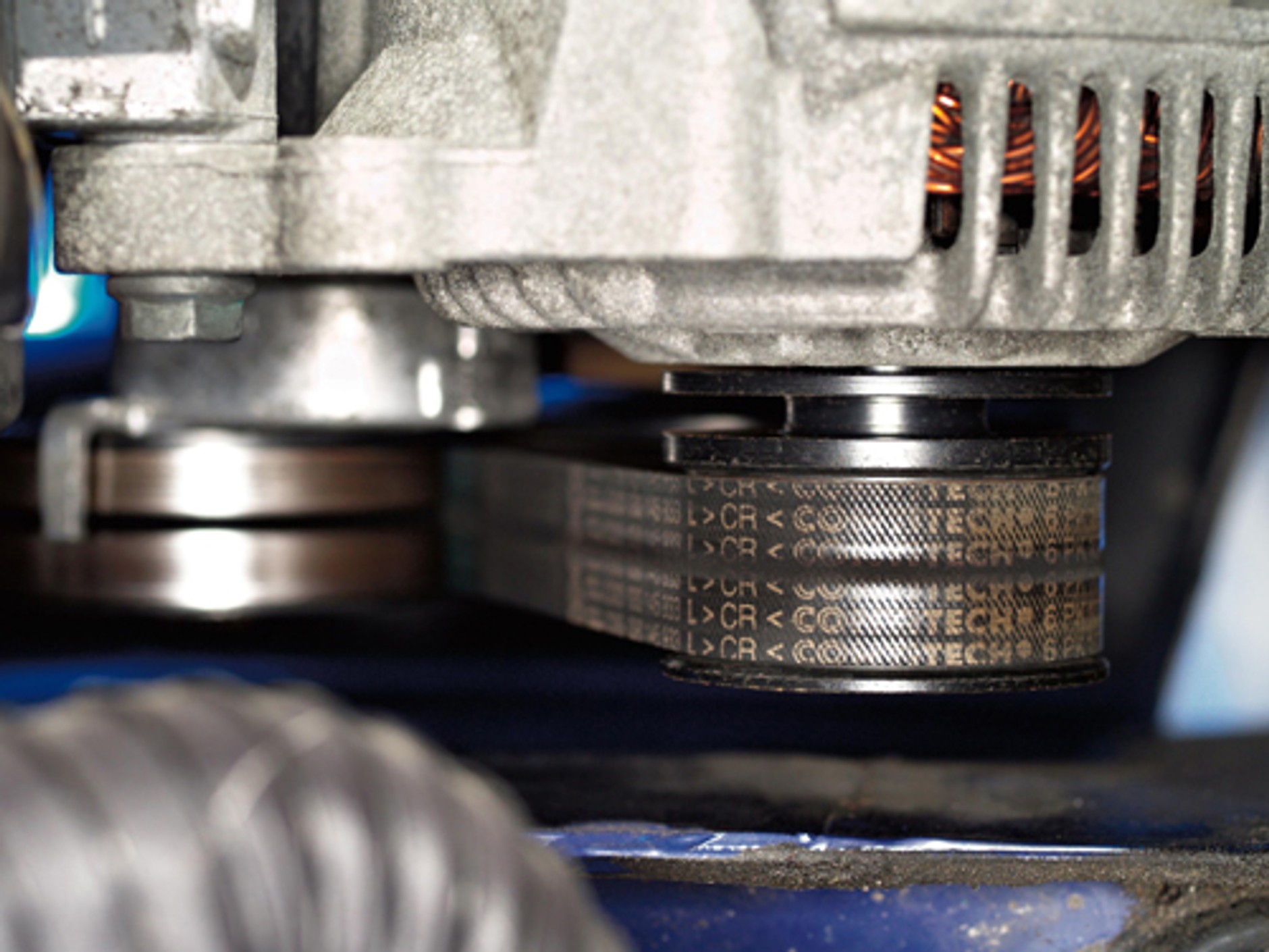 Zajrzyj czasem pod maskę