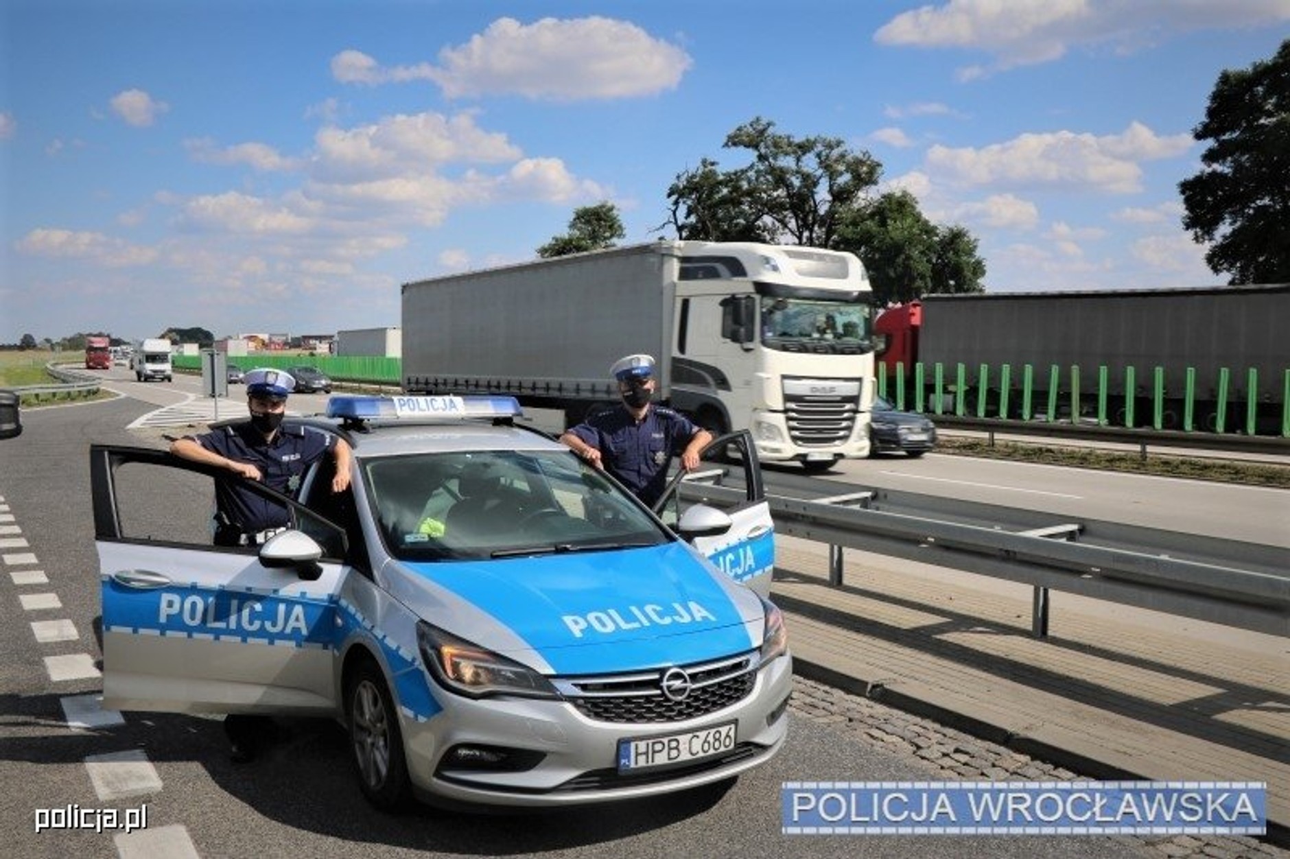 Patrol policji na autostradzie A4
