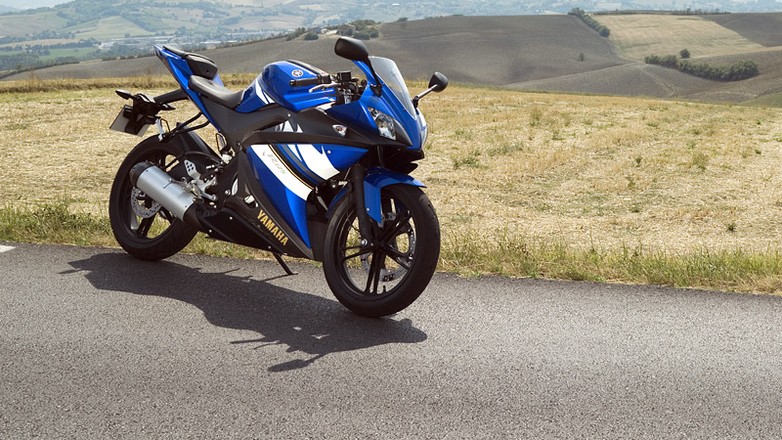 Yamaha YZF-R 125: nowy mały ścigacz na rok 2008