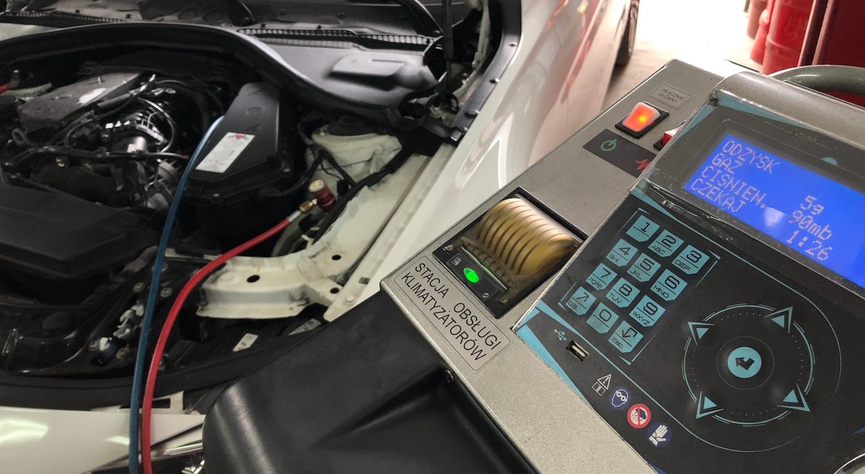 Tylko "nabijasz" klimatyzację? To cię boleśnie zaskoczy w najgorszym momencie