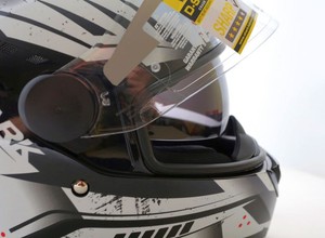 Kask integralny Shark D-Skwal - bezpieczny i komfortowy
