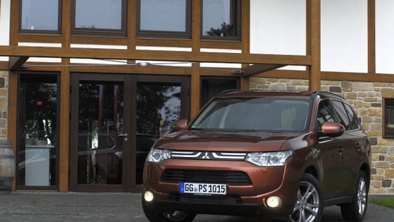 Mitsubishi Outlander 2012