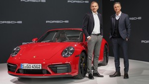 Porsche stawia na elektryfikację. Macan będzie elektryczny, a 911 hybrydowe