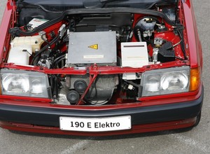 Mercedes 190 E Elektro - elektryczny napęd to nic nowego