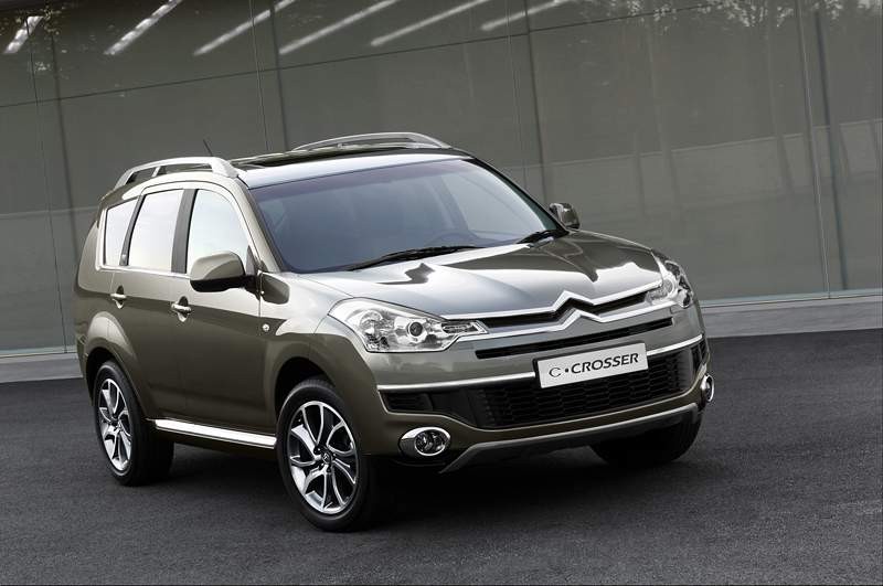Citroen C-Crosser: cena od 33 590 euro