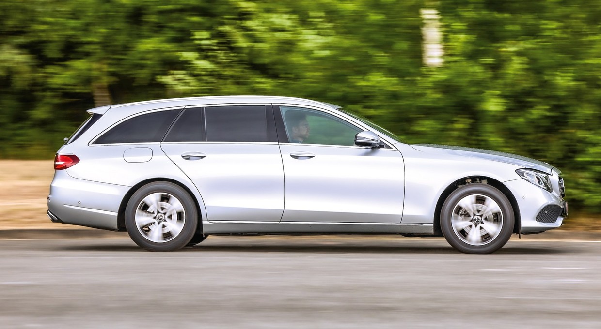 Sprawdziliśmy stan Mercedesa S213 z przebiegiem 150 tys. km. Czy używany, nowoczesny Mercedes drenuje portfel?