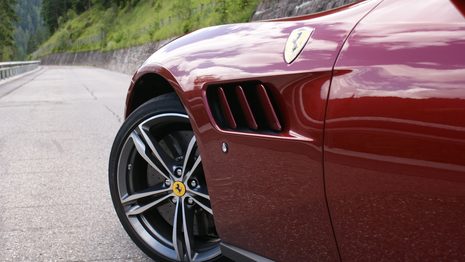 Ferrari GTC4 Lusso