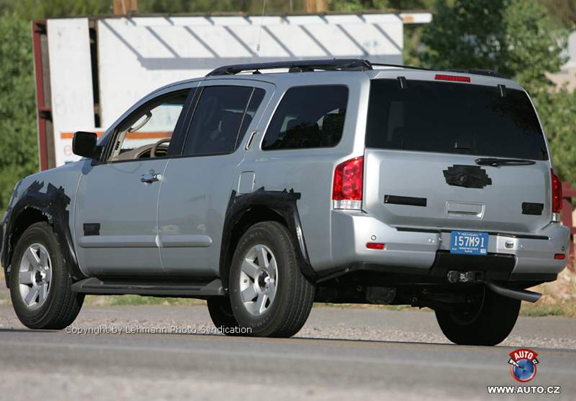 Zdjęcia szpiegowskie: lifting amerykańskiego Nissana Armada