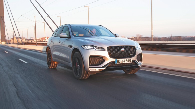 Jaguar F-Pace P400