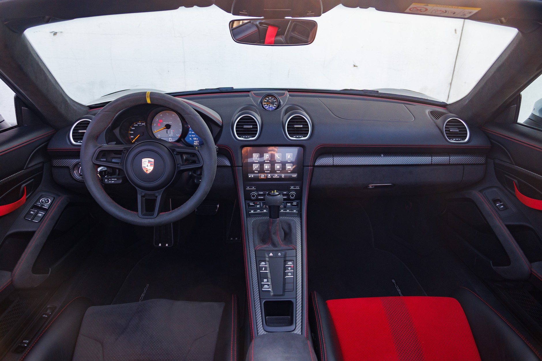 2025 porsche 718 Spyder RS